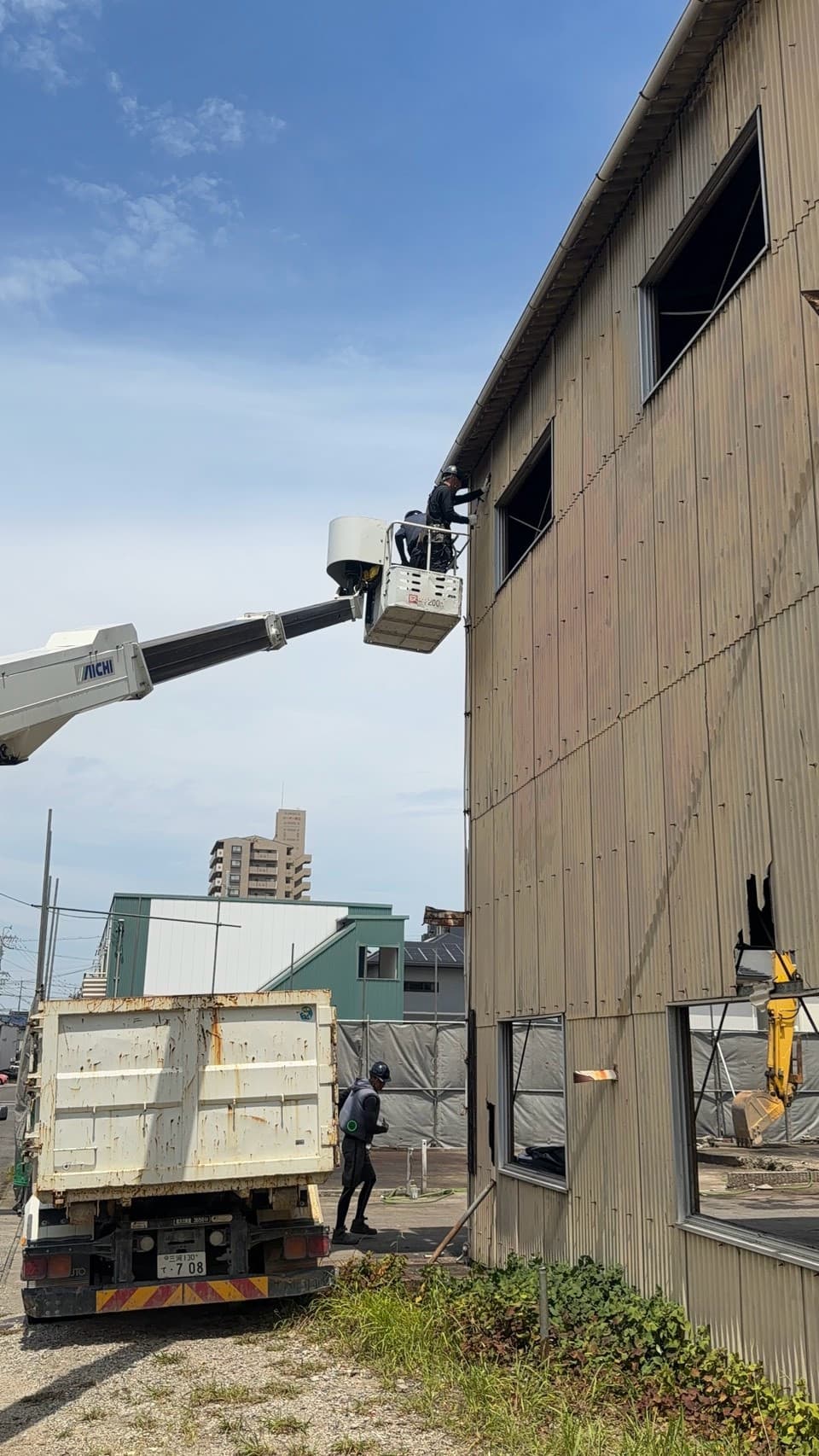 知立市 鉄骨造建物の解体事例をご紹介